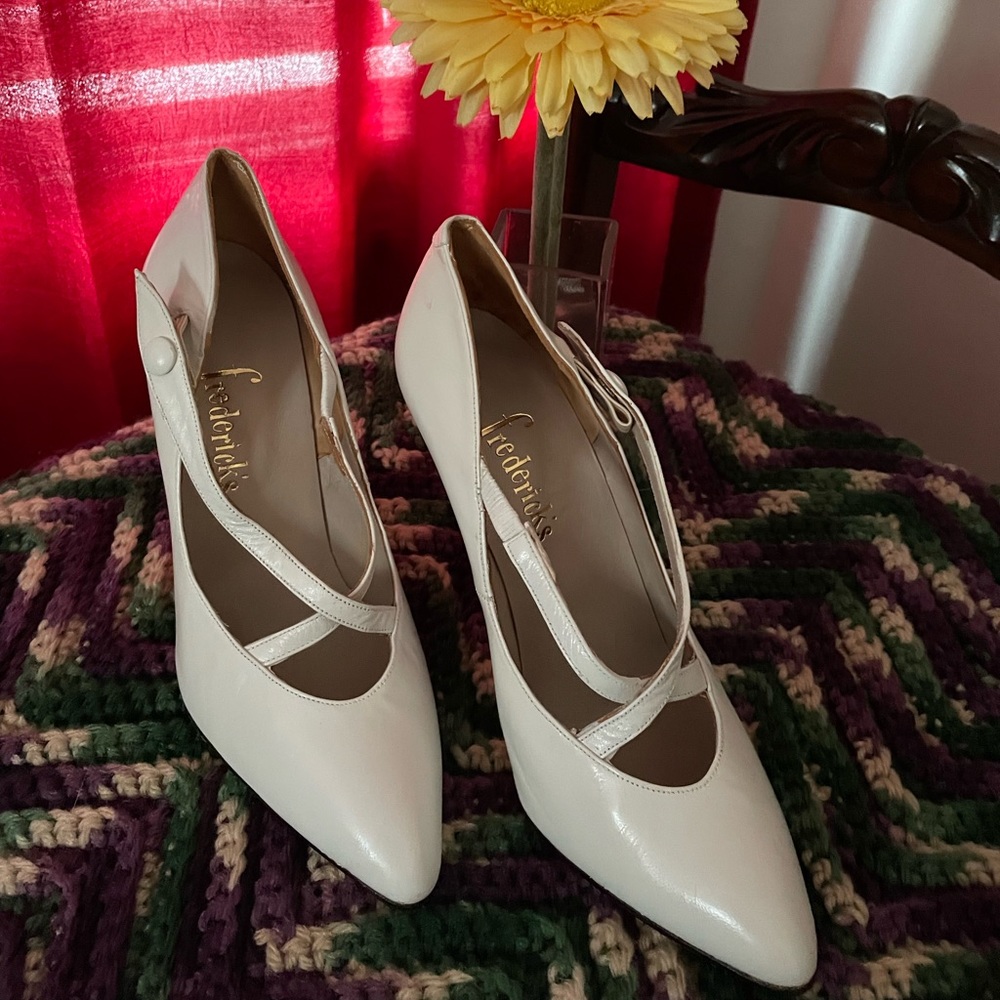 White Stilleto 4 1/2 inch heel